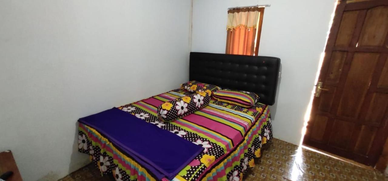 Limasan Mbah Darmo Hotel Tepus Exterior photo